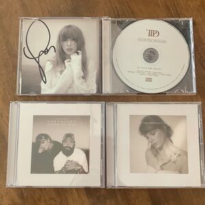 Taylor Swift SIGNED The Tortured Poets Department CD AND TTPD collectors CDs